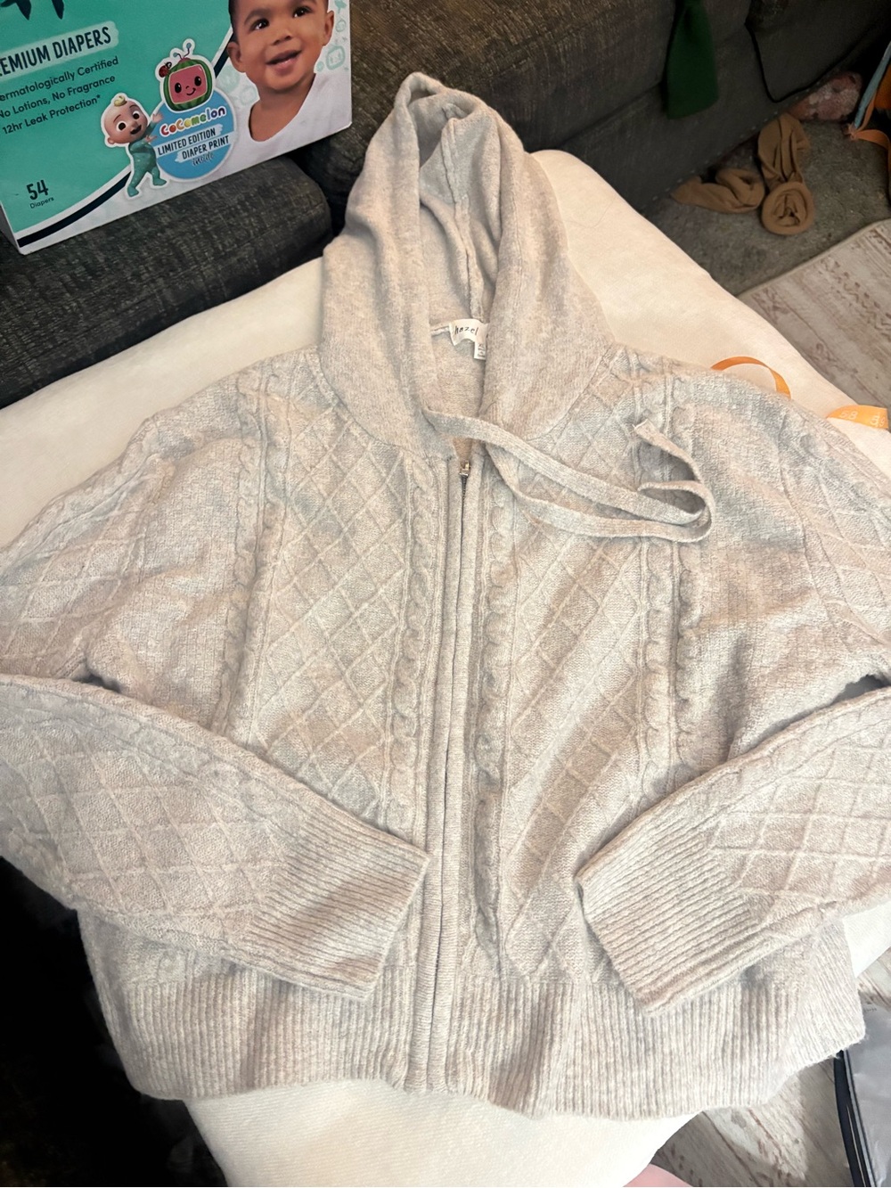 Women’s Hazel Moon NWT XL Cozy Hooded Cable Knit Sweater - Light Gray